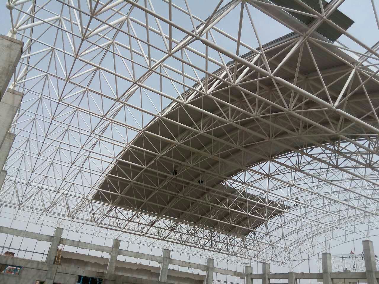 枝江青岛一汽网架